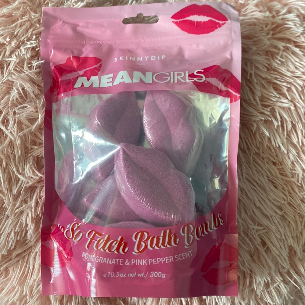 MEAN GIRLS x Skinny Dip “So Fetch” Bath Bombs